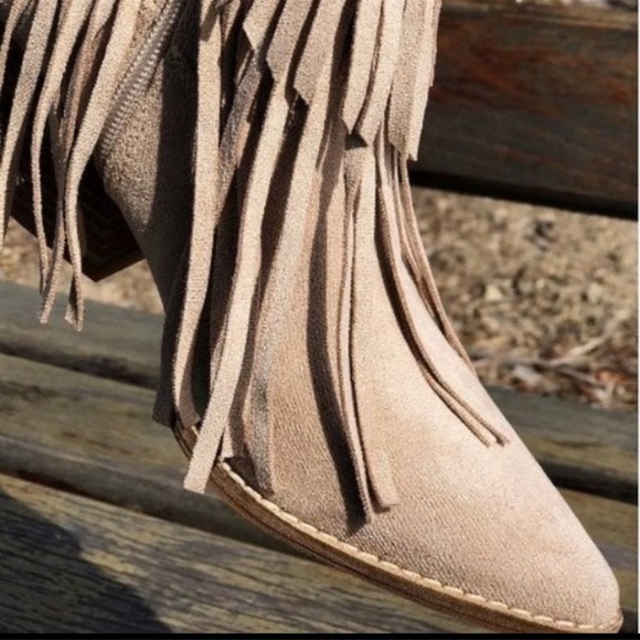 New Boho Faux Suede Taupe Fringed Block Heel Booties - Picture 8 of 9